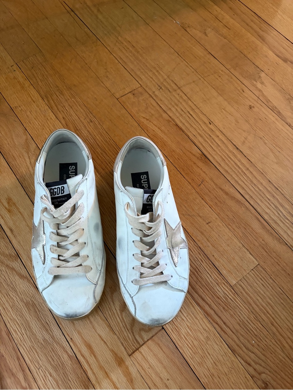 Golden Goose White and Gold Super-Star Sneaker Sz 10 - Picture 2 of 9